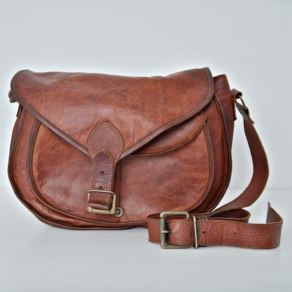COGNAC LEATHER SHOULDER BAG